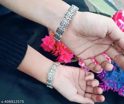 Sterling Silver Kada Bracelet Set - Traditional Indian Bangles (Pack of 2)